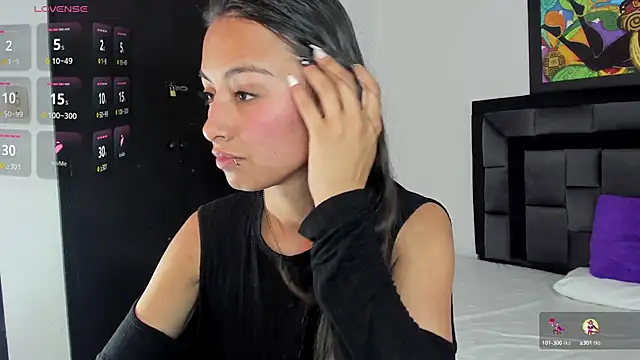 tatiana valencia online show from 02/13/25, 06:27