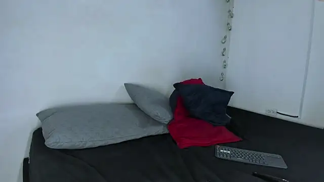 Iam Sammy  online show from 04/30/26, 04:08