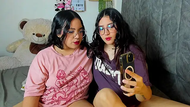 maddie-and-chelsea- online show from 10/03/25, 11:18