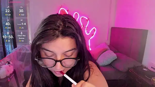 Judychase2 online show from 10/27/25, 10:52