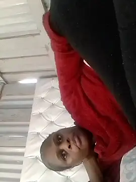 Snapshot of ZIPORA07 chatting on 09/25/25, 11:47 ZIPORA07 online show from 09/25/25, 11:47