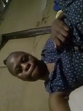 Snapshot of ZIPORA07 chatting on 09/27/25, 08:52 ZIPORA07 online show from 09/27/25, 08:52