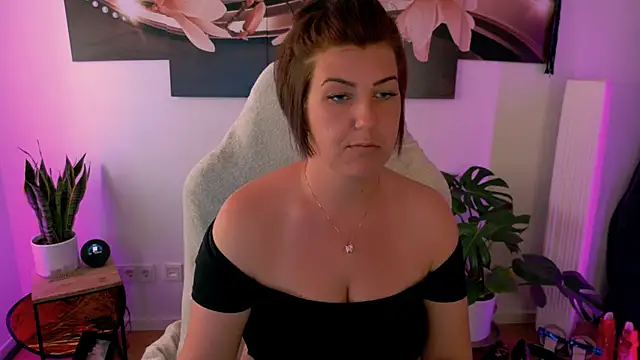 NatiLove35 online show from 04/25/26, 04:48