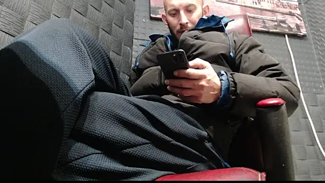 hardbigcock16 online show from 11/25/25, 07:30