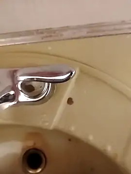 rober245 online show from 04/21/26, 01:42