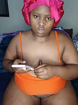 queenxdede online show from 05/15/26, 04:03