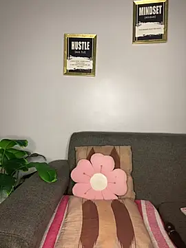 Snapshot of Boobylicious_BB chatting on 02/27/26, 10:21 Boobylicious BB online show from 02/27/26, 10:21