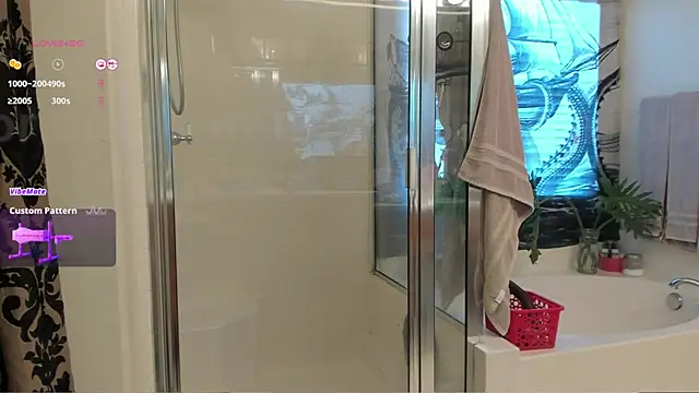 Peaches N Kreme online show from 02/18/25, 10:14