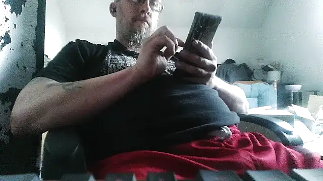 Snapshot of slickwill123 chatting on 03/11/26, 07:42 slickwill123 online show from 03/11/26, 07:42