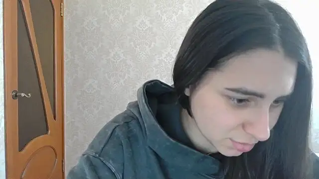 Snapshot of Kashtanka_ chatting on 02/20/25, 12:15 Kashtanka online show from 02/20/25, 12:15