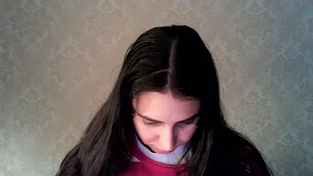 Snapshot of Kashtanka_ chatting on 10/12/25, 01:10 Kashtanka online show from 10/12/25, 01:10