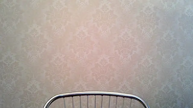 Snapshot of Kashtanka_ chatting on 11/23/25, 01:00 Kashtanka online show from 11/23/25, 01:00