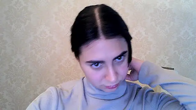 Snapshot of Kashtanka_ chatting on 12/14/25, 11:15 Kashtanka online show from 12/14/25, 11:15