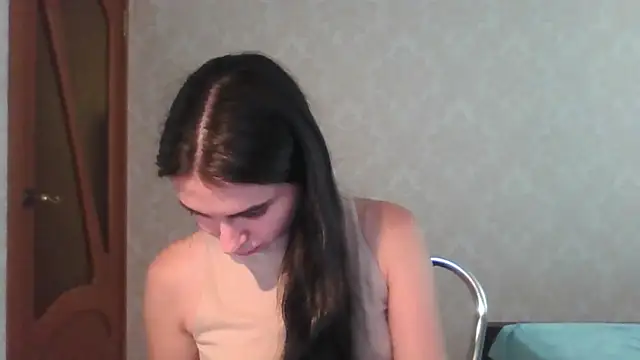 Snapshot of Kashtanka_ chatting on 07/20/26, 04:49 Kashtanka online show from 07/20/26, 04:49