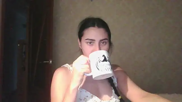 Snapshot of Kashtanka_ chatting on 07/23/26, 06:00 Kashtanka online show from 07/23/26, 06:00