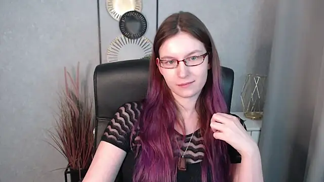 emmaxDelight online show from 01/15/25, 12:36