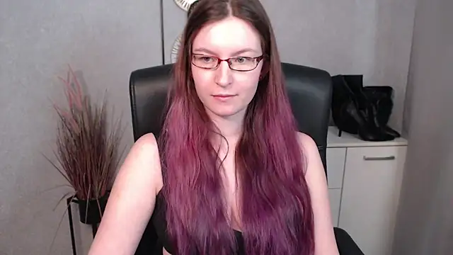 emmaxDelight online show from 02/27/25, 09:43