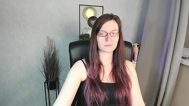 emmaxDelight online show from 05/02/26, 06:18
