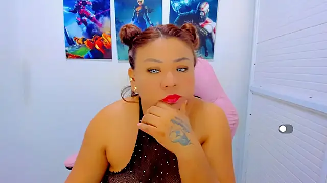 victoria love89 online show from 06/19/26, 02:27