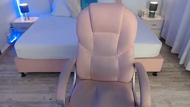 zoe jones13 online show from 01/13/26, 03:23