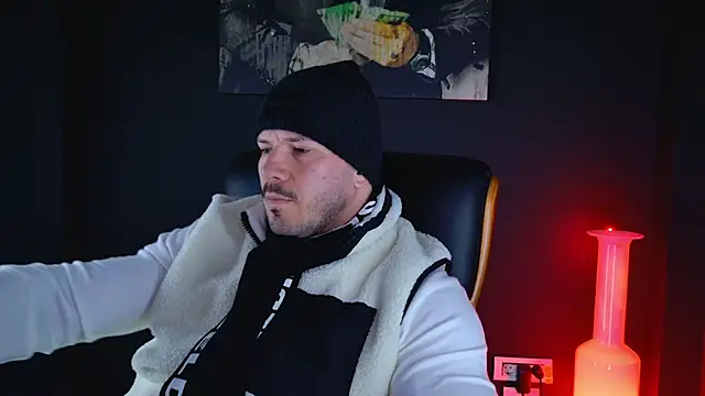 AngeloEric online show from 12/09/24, 09:28