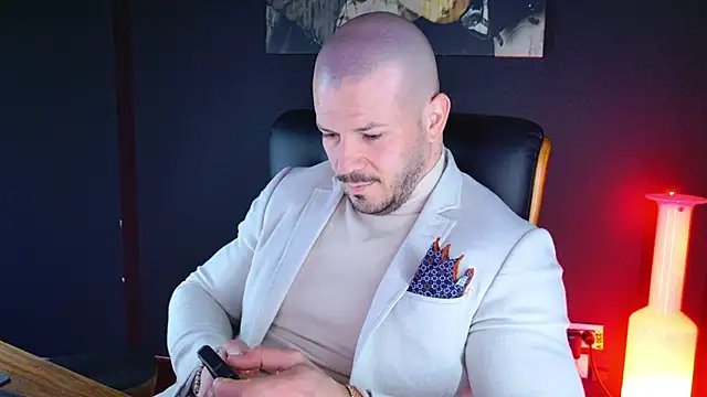 AngeloEric online show from 12/11/24, 07:36