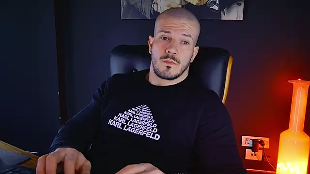 AngeloEric online show from 01/21/25, 12:18