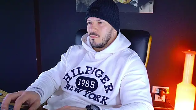 AngeloEric online show from 01/28/25, 04:39