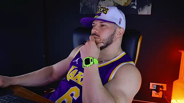 AngeloEric online show from 02/03/25, 02:02