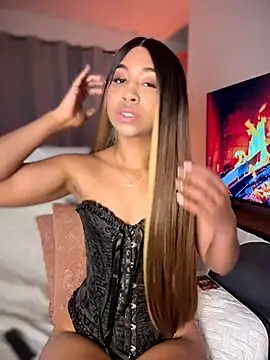 Snapshot of bella__honey chatting on 11/15/25, 03:59 bella honey online show from 11/15/25, 03:59