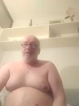 Snapshot of Belko7 chatting on 03/18/25, 08:48 Belko7 online show from 03/18/25, 08:48