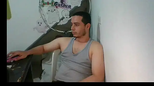 Snapshot of Gasparin32 chatting on 06/09/26, 12:55 Gasparin32 online show from 06/09/26, 12:55