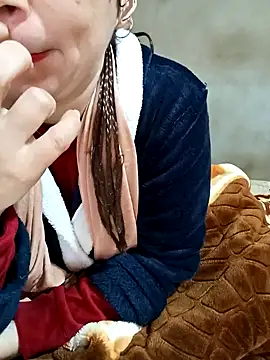 Snapshot of jijijoudia chatting on 01/19/25, 11:12 jijijoudia online show from 01/19/25, 11:12