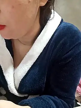 Snapshot of jijijoudia chatting on 01/20/25, 11:02 jijijoudia online show from 01/20/25, 11:02