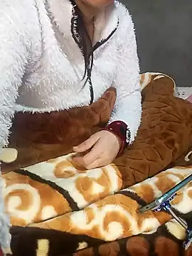 Snapshot of jijijoudia chatting on 01/22/25, 10:05 jijijoudia online show from 01/22/25, 10:05