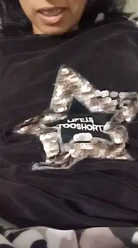 Snapshot of jijijoudia chatting on 02/11/25, 08:52 jijijoudia online show from 02/11/25, 08:52