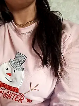 Snapshot of jijijoudia chatting on 03/06/25, 02:40 jijijoudia online show from 03/06/25, 02:40