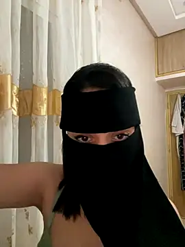 Snapshot of jijijoudia chatting on 09/23/25, 11:19 jijijoudia online show from 09/23/25, 11:19