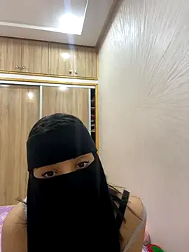 Snapshot of jijijoudia chatting on 09/25/25, 11:30 jijijoudia online show from 09/25/25, 11:30