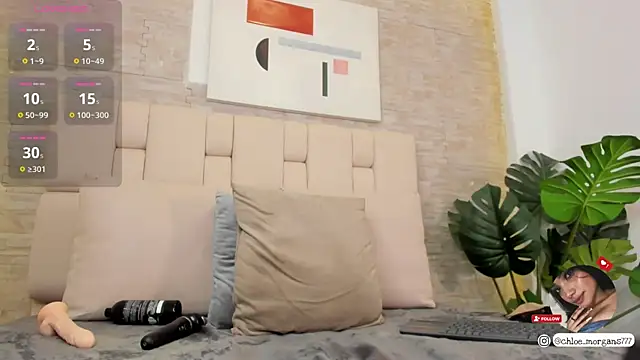 Snapshot of Chloe_Morgans chatting on 02/19/25, 10:20 Chloe Morgans online show from 02/19/25, 10:20
