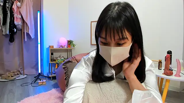 Coco peach online show from 04/19/26, 03:33