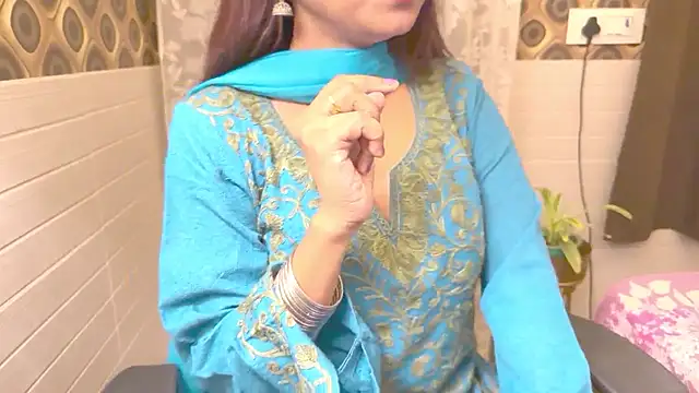 Your Sassy Goddess online show from 01/17/25, 05:08