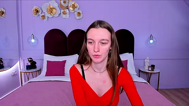 Snapshot of AshleyMillsss chatting on 12/07/24, 10:12 AshleyMillsss online show from 12/07/24, 10:12