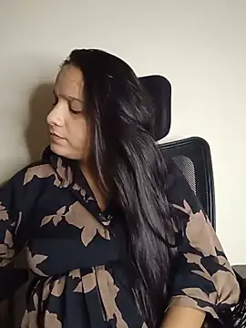 Simran-Kaur143 online show from 07/09/26, 10:19