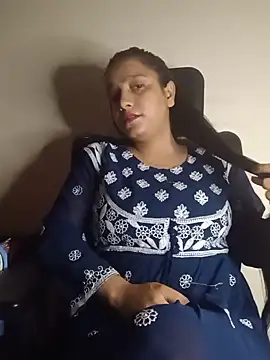 Simran-Kaur143 online show from 07/11/26, 10:07