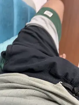 WildDick0007 online show from 11/12/25, 12:38