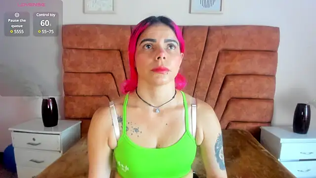 Snapshot of NIKI_SANTANA chatting on 03/21/25, 03:55 NIKI SANTANA online show from 03/21/25, 03:55