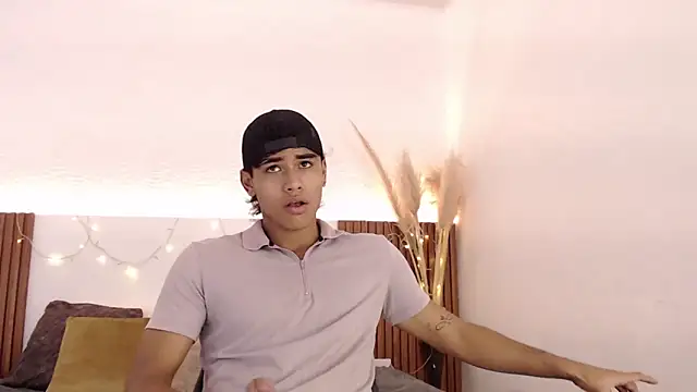 zander 2120 online show from 12/31/24, 01:52