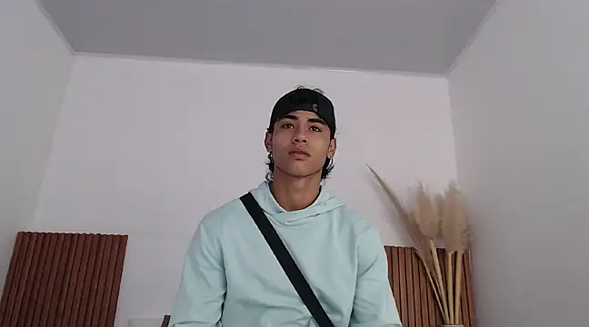 zander 2120 online show from 01/05/25, 01:04