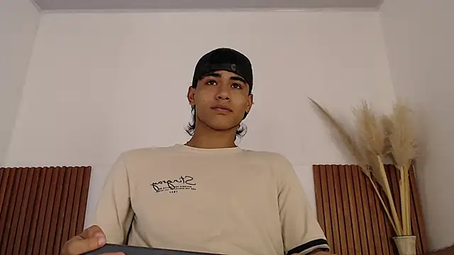 zander 2120 online show from 01/24/25, 03:45